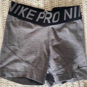 COPY - Nike pro